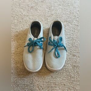 Allbirds Women’s Sneakers with Blue Laces
